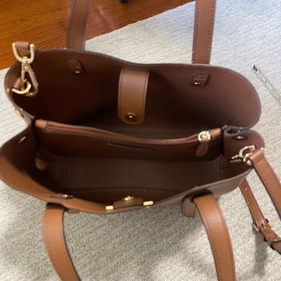 Michael Kors Brown Leather Crossbody Bag *MAKE AN OFFER!!!*